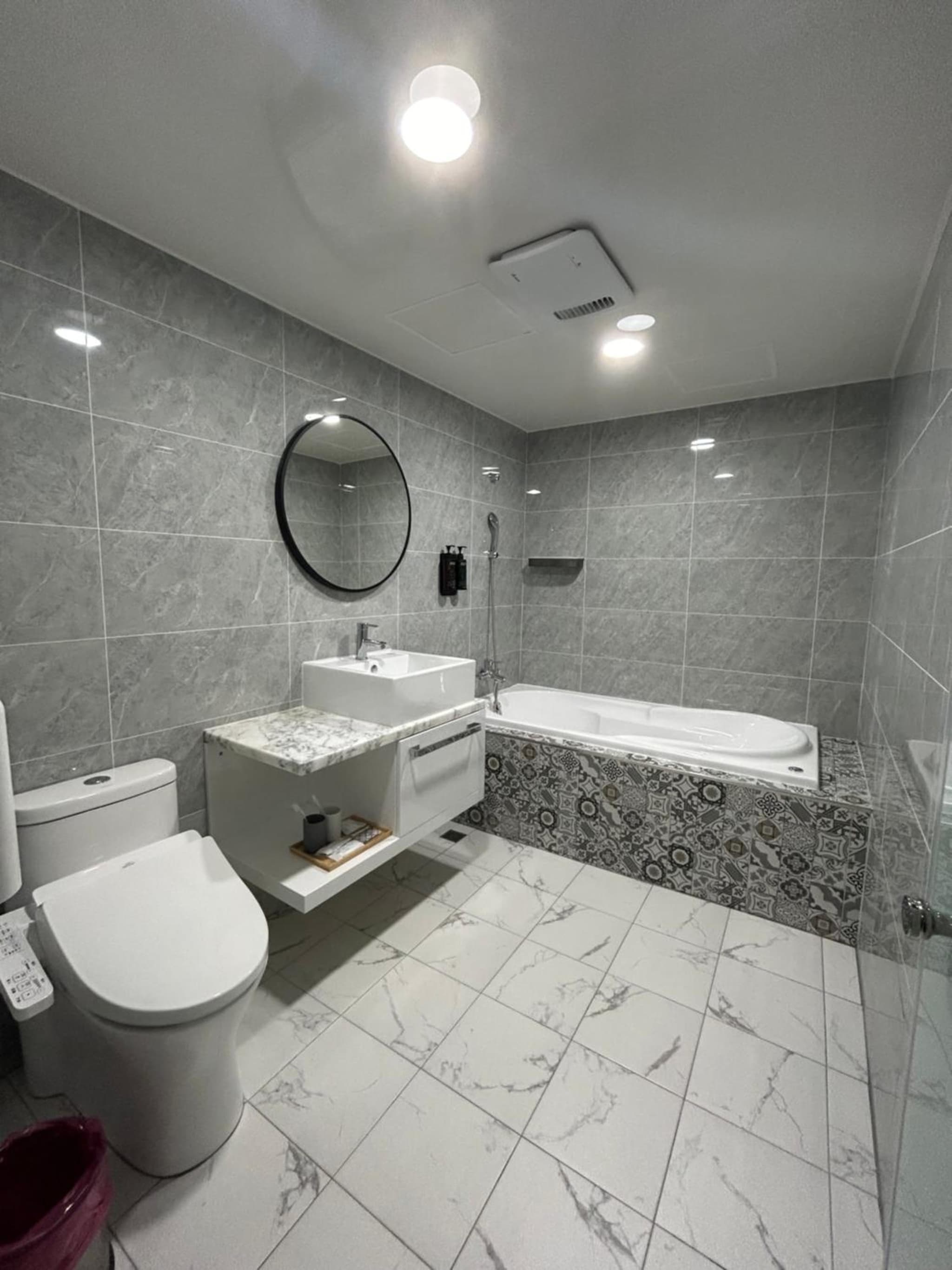 Benz Hotel photo 6