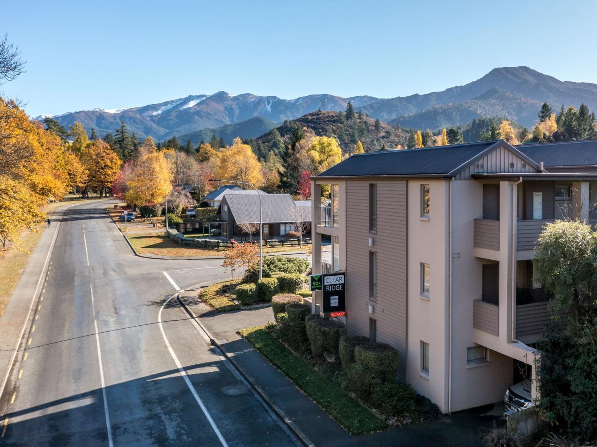 Clear Ridge Apartments photo 2