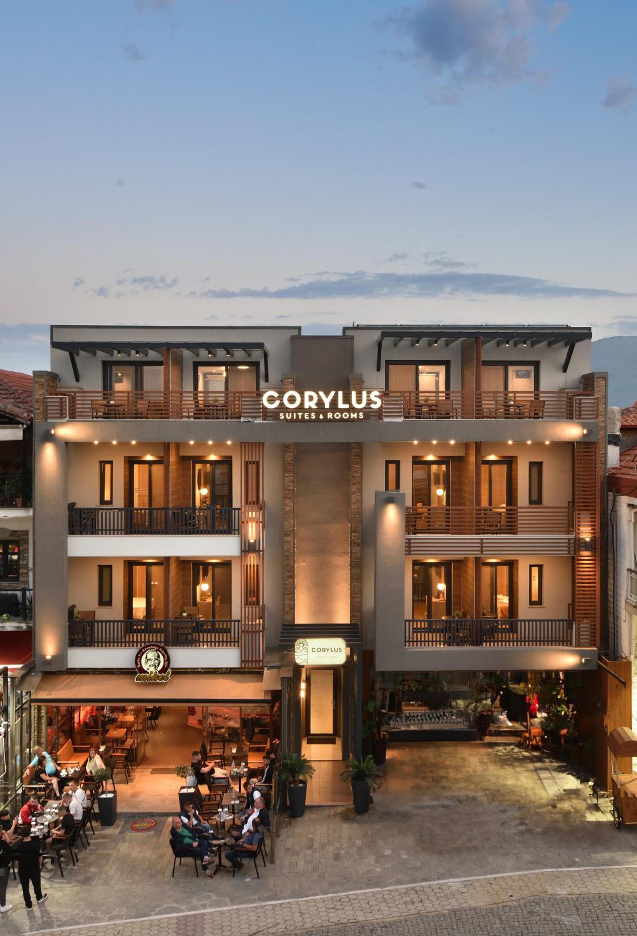 CORYLUS Luxury Rooms & Suites