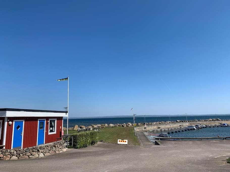 Kullahalvön nära Jonstorps hamn photo 3