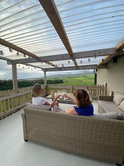 An Riasc Farmhouse Rental photo 5