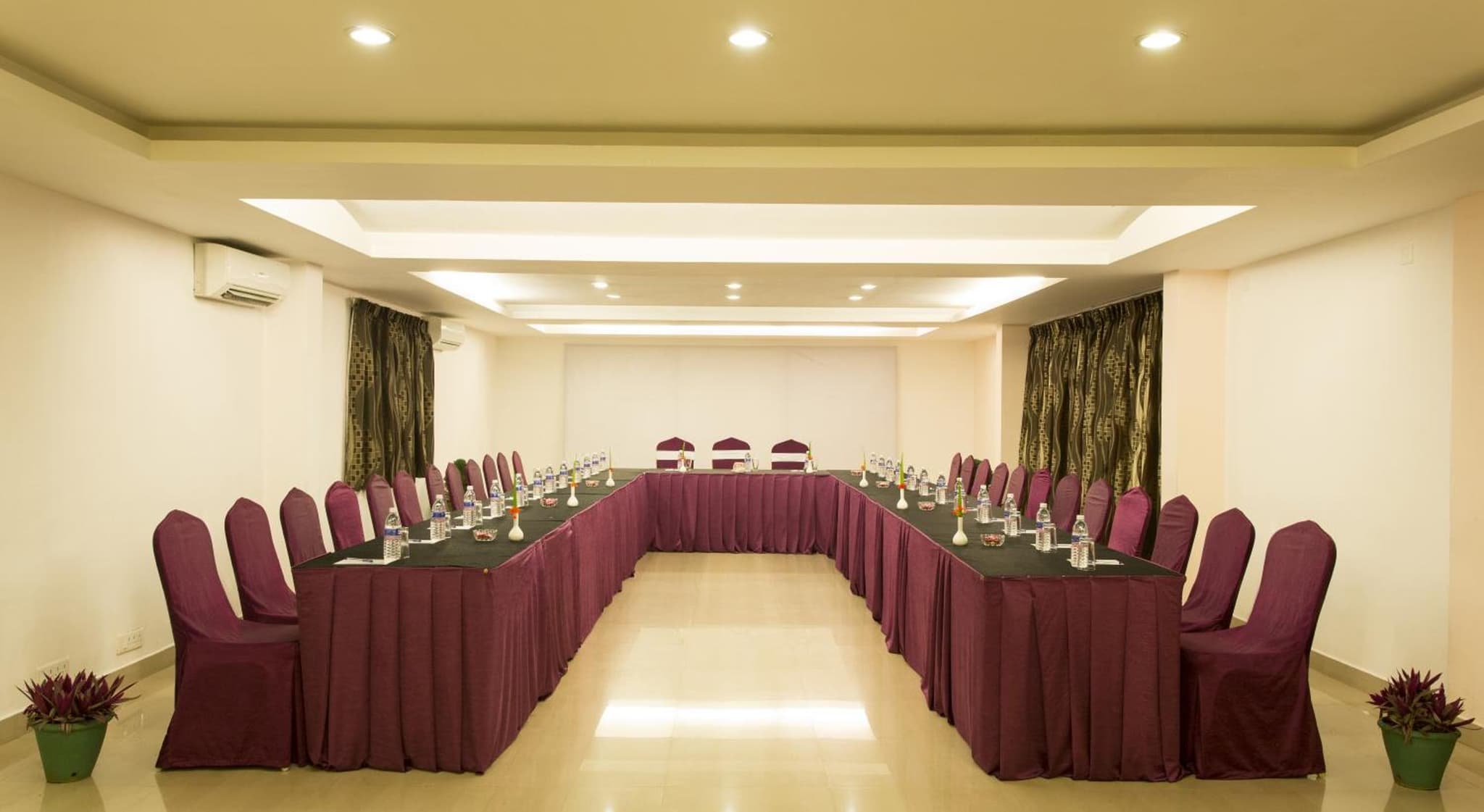 meeting & event spaces
