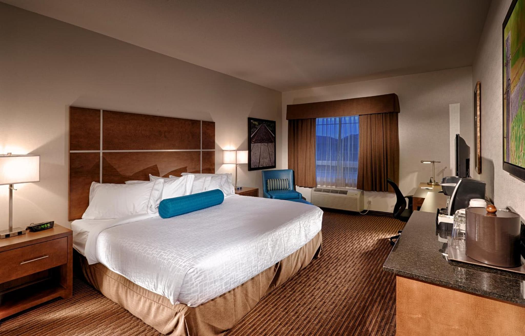 Canalta Hotel Kindersley photo 8