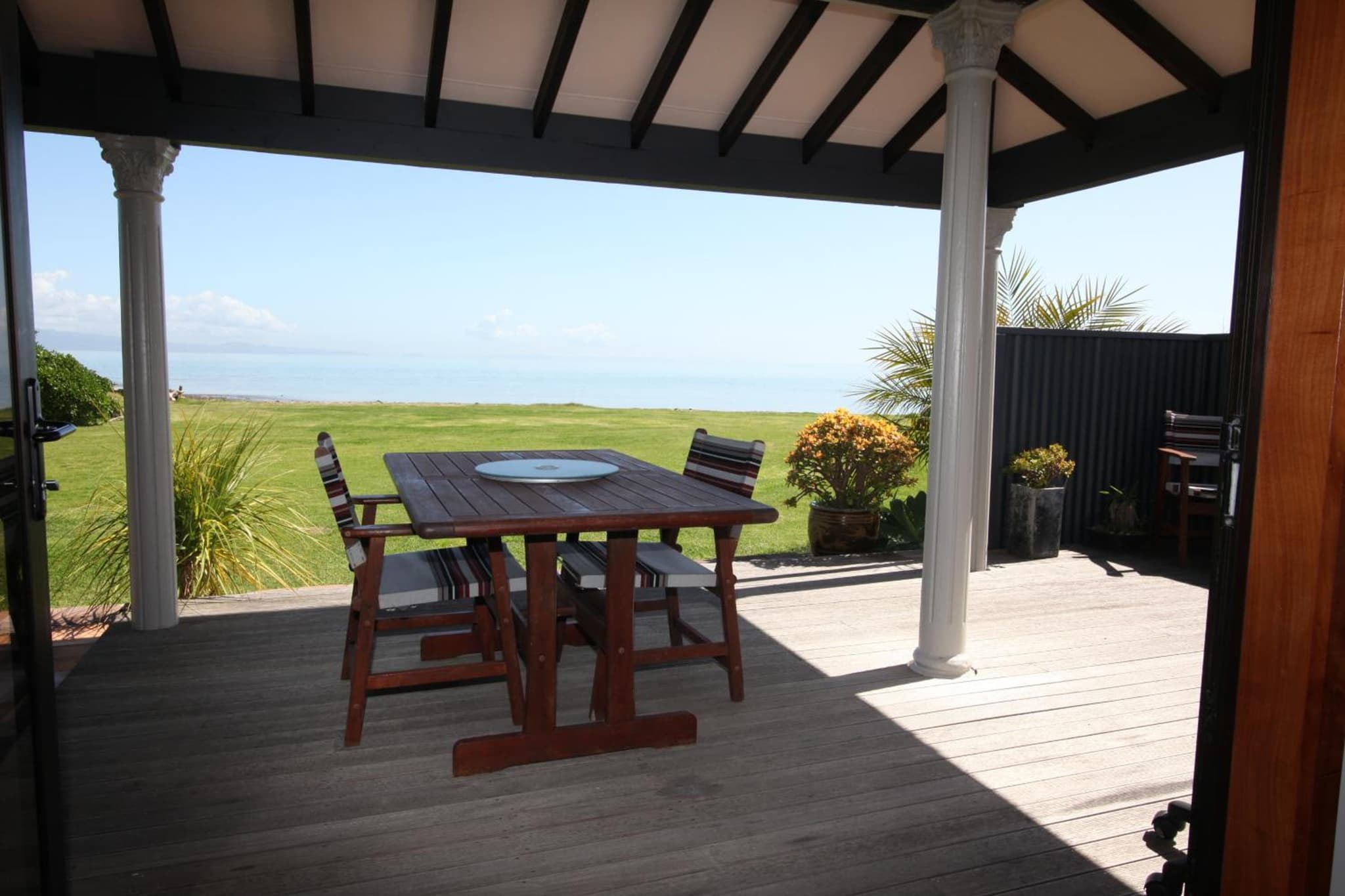 Te Puru Beach Lodge photo 7