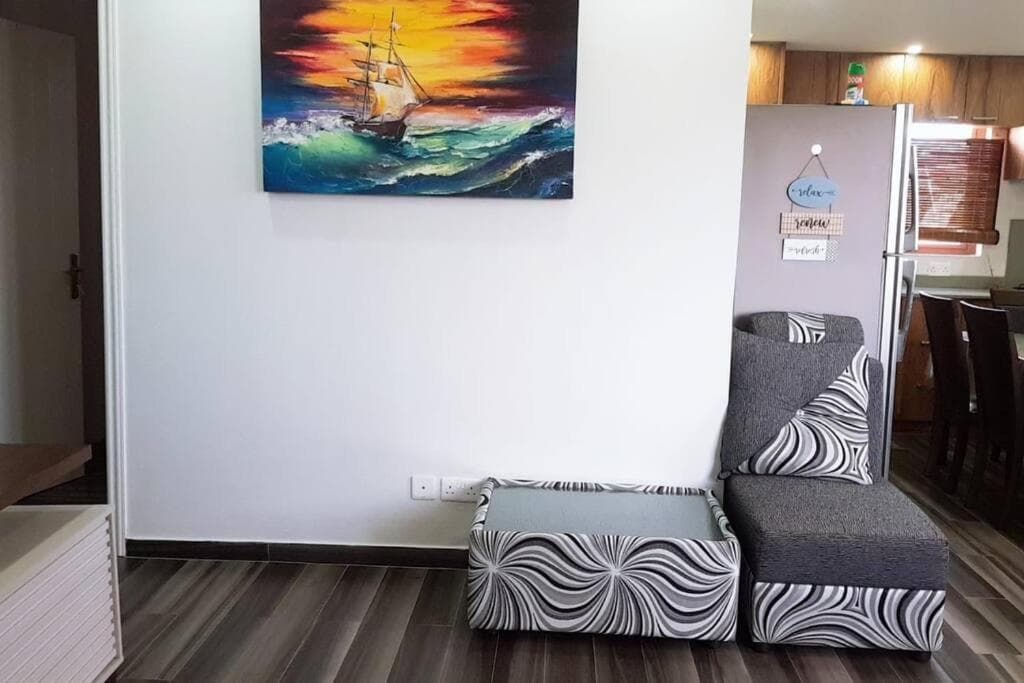 3 bedroom apartment photo 3