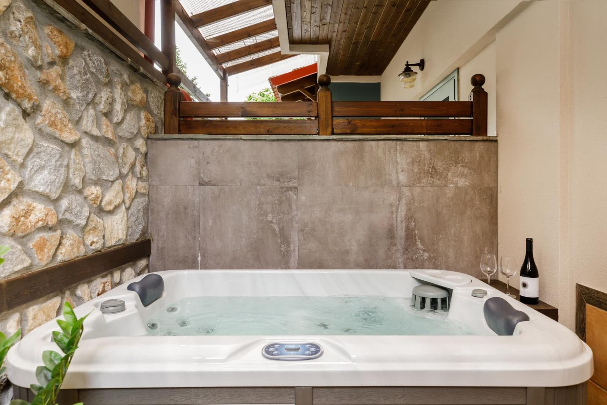 Meydani Suites photo 9