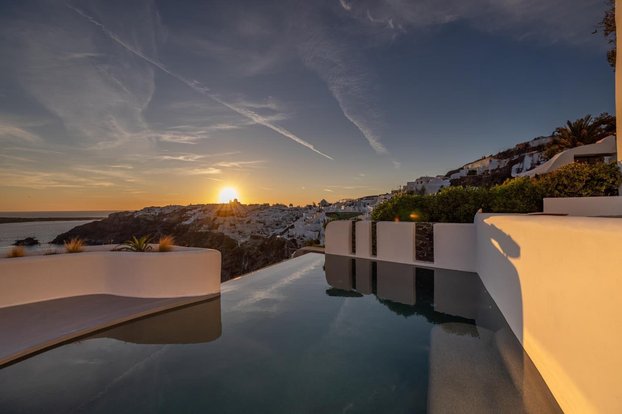IKIES Santorini photo 3