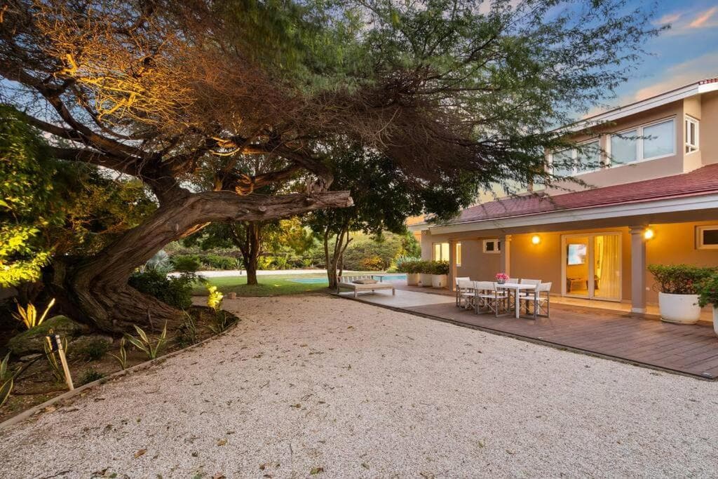 Bocobay Catalina Beach House photo 6