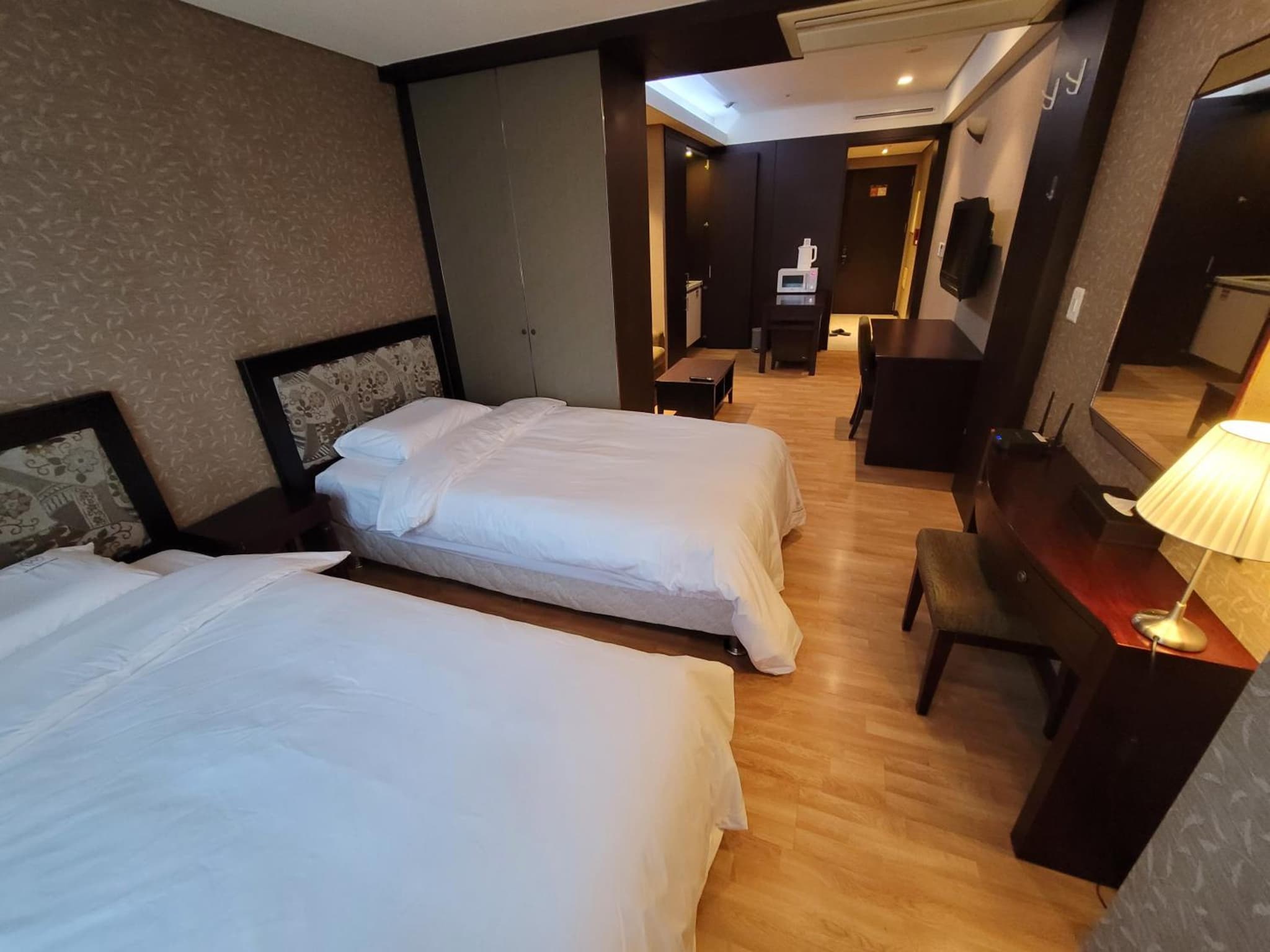 W Residence Hotel Centum City photo 4