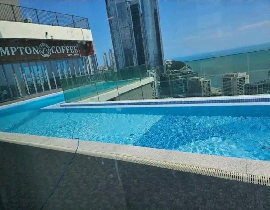 Elbon stay with Haeundae Beach photo 9