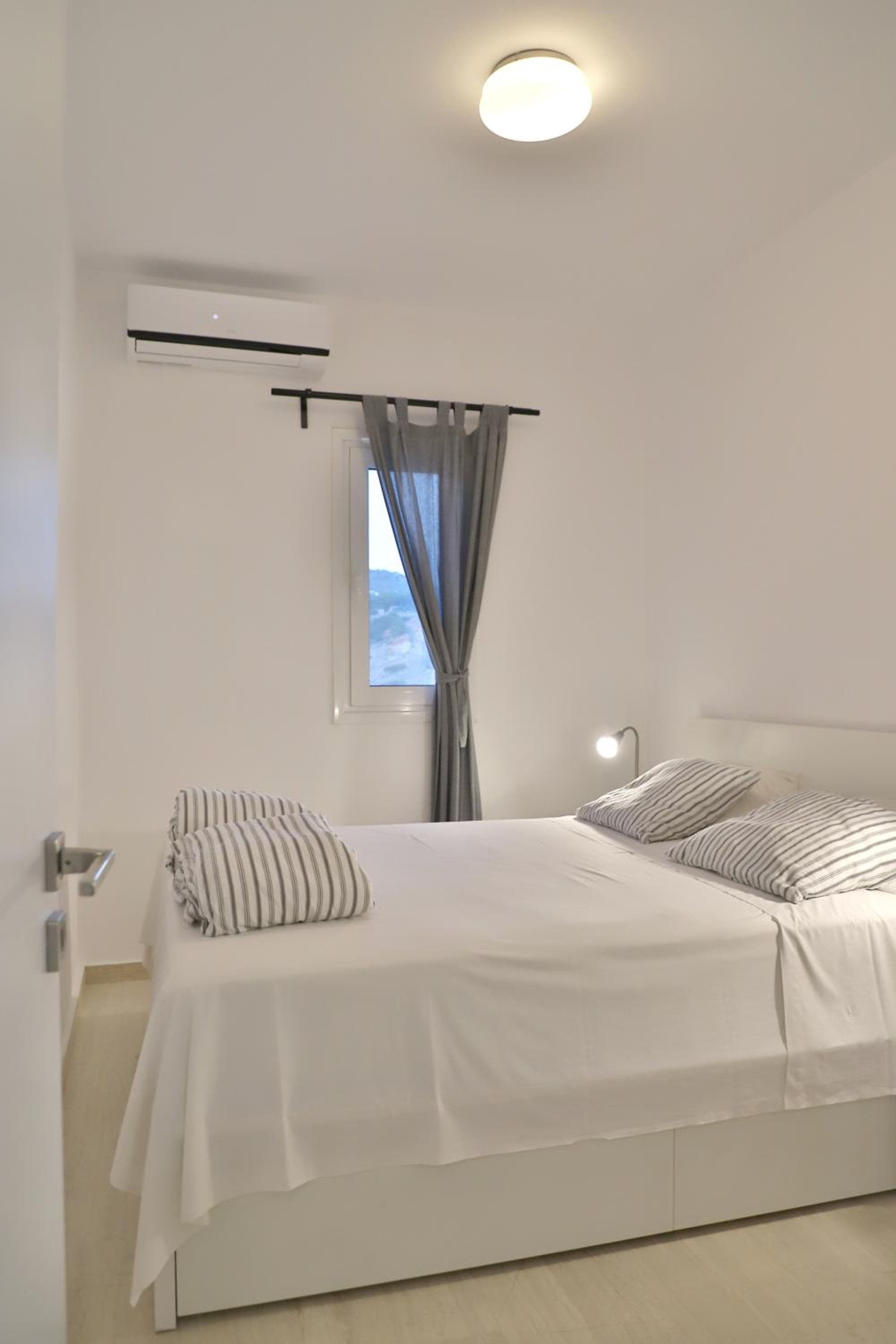 Helios Studios & Apartments photo 4