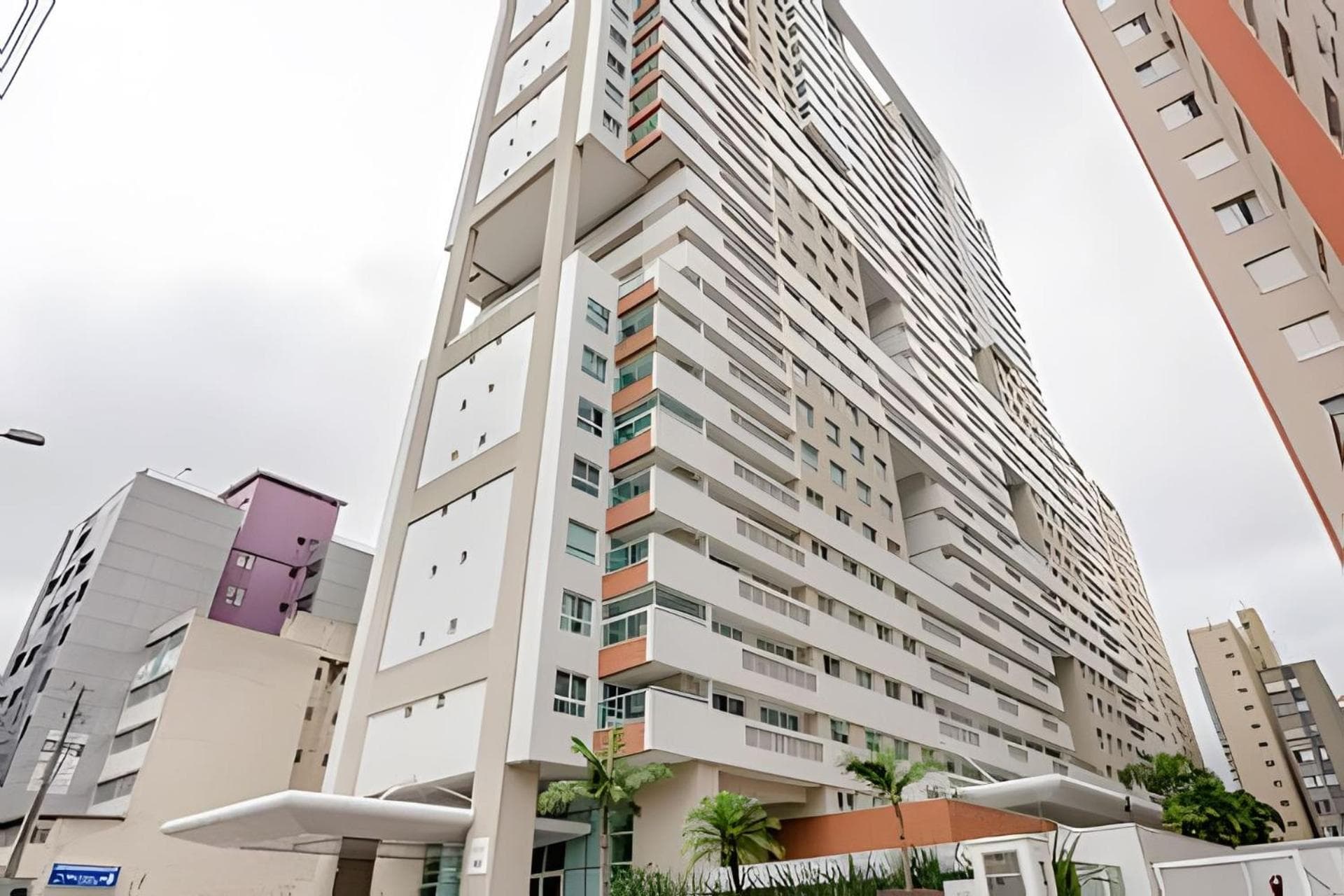 Lifespace Batel Shopping Curitiba - Apartamentos UROOMS