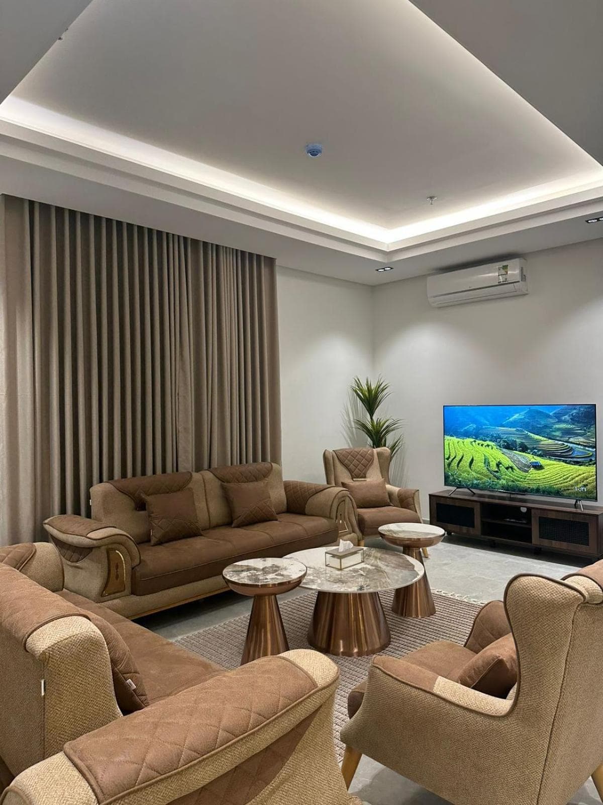 Luxury apartment with garden photo 3