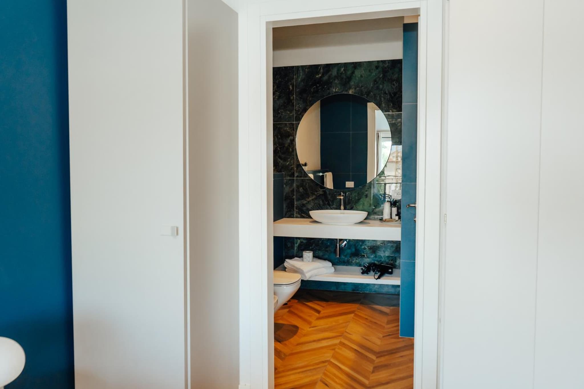 C House Rooms Lake photo 4