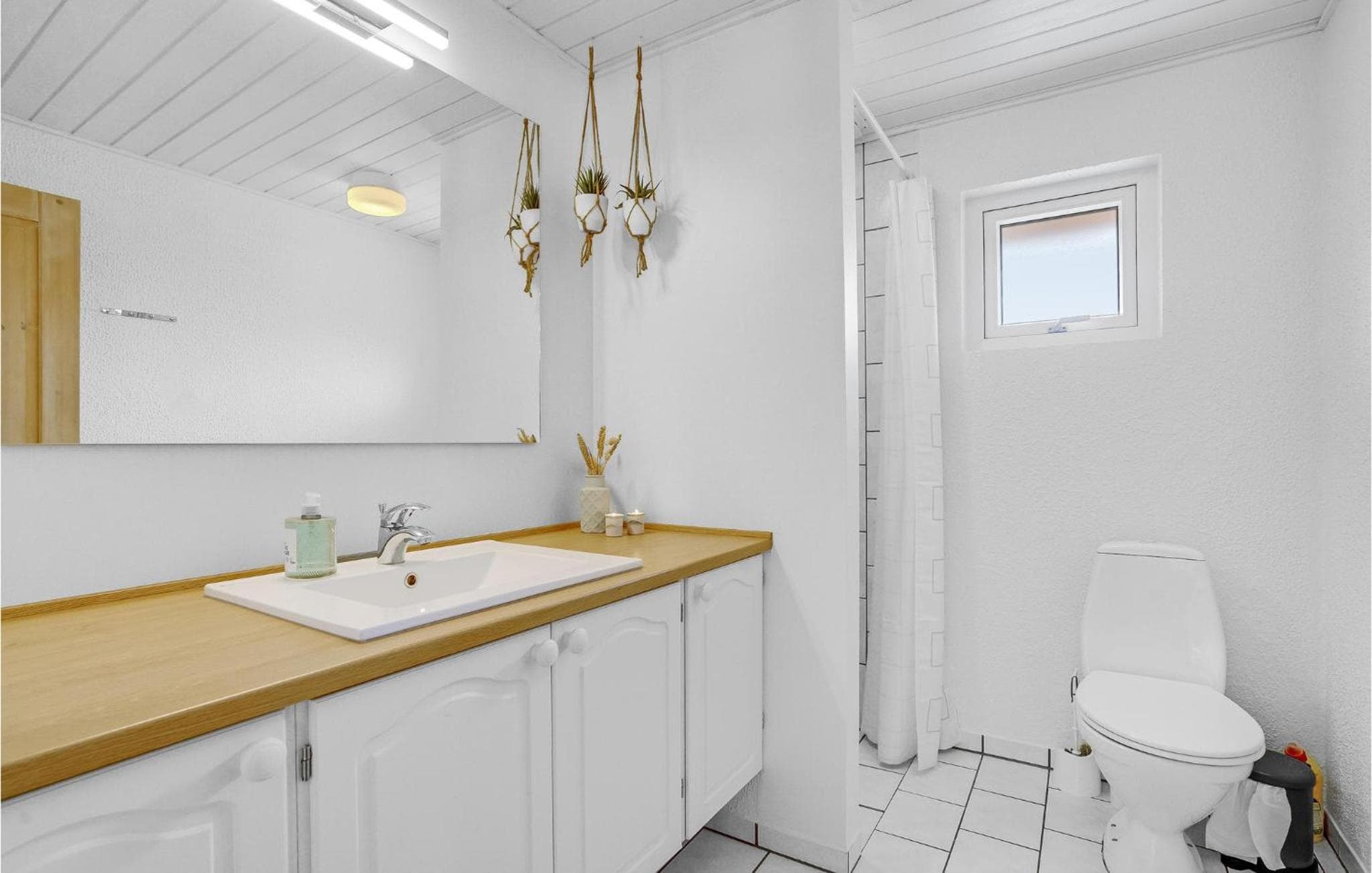 Pet Friendly Home In Oksbøl With Sauna photo 8