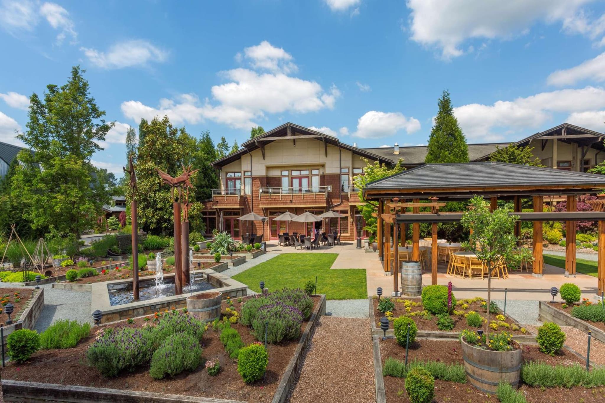 Willows Lodge photo 3