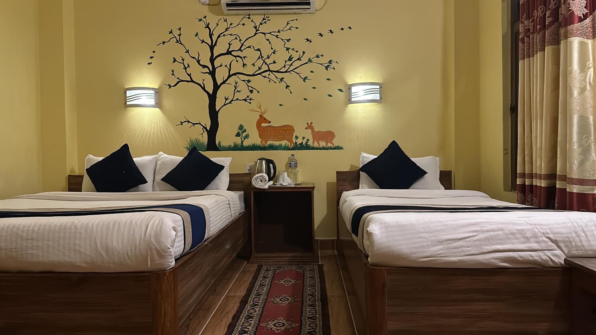 Hotel Mirage Sauraha photo 9