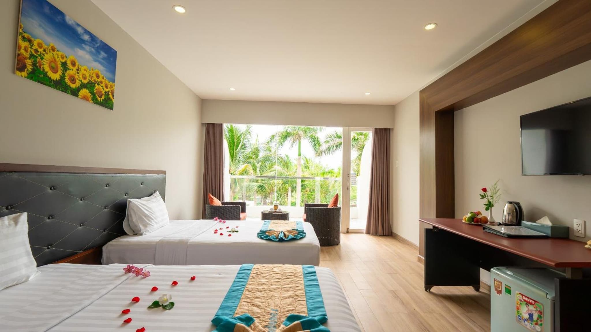 Sandunes Beach Resort & Spa photo 2