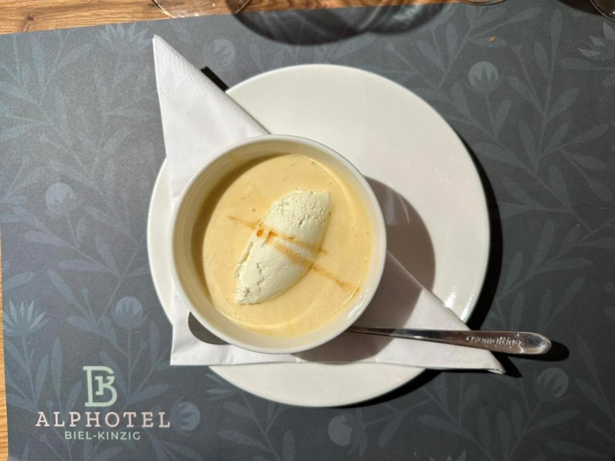 Alphotel Biel-Kinzig - Access by Cable Car only! photo 7