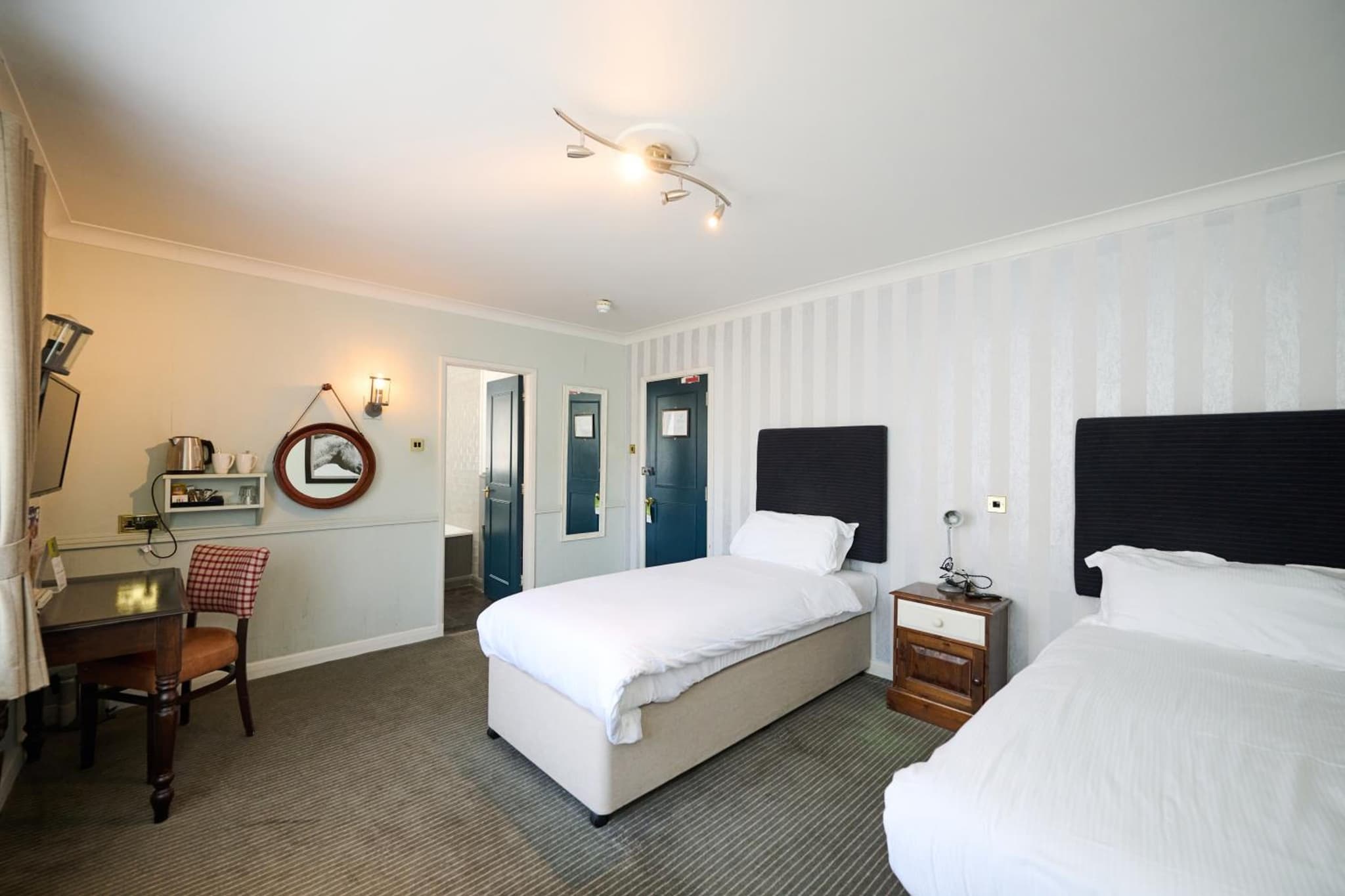 White Hart, Newmarket by Marston's Inns photo 5
