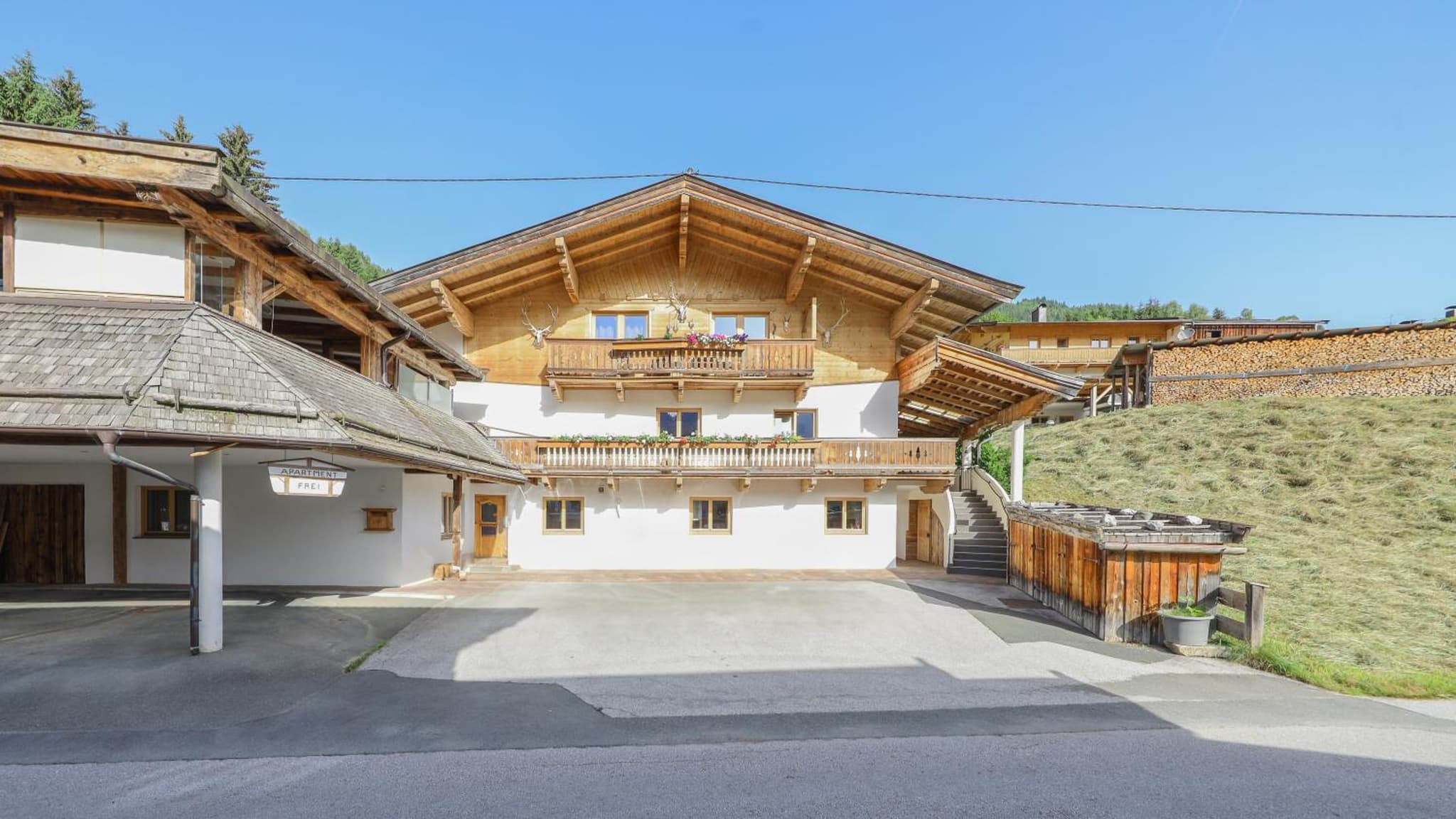 Apartment Jochberger Tor mit Bergblick - nahe Kitzbühel by ONE VILLAS