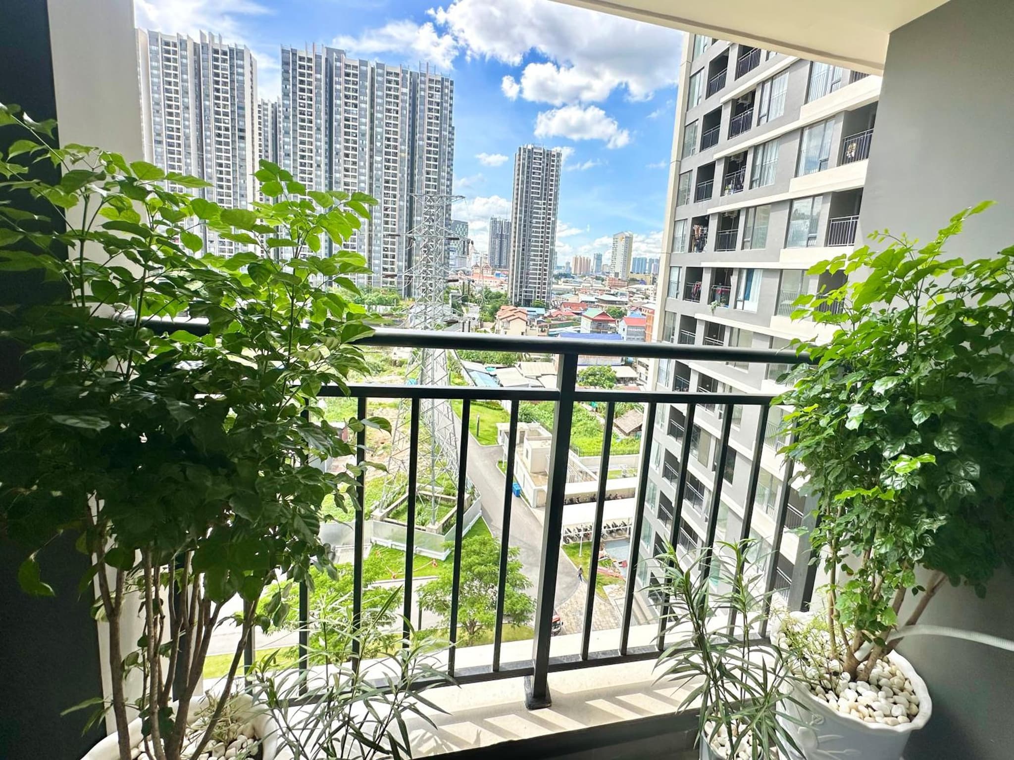R Residences photo 4