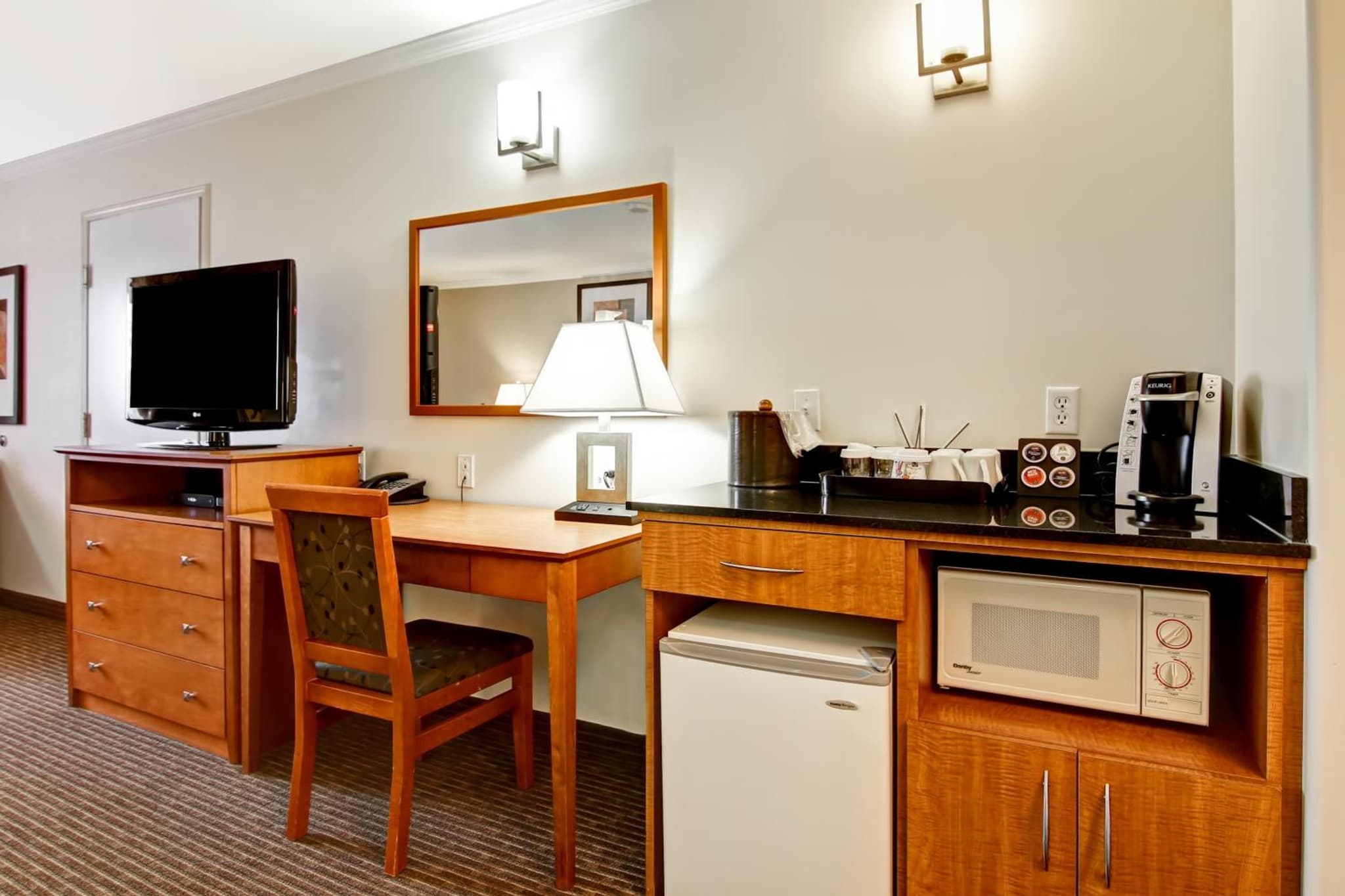 Canalta Hotel Jurassic - Drumheller photo 4