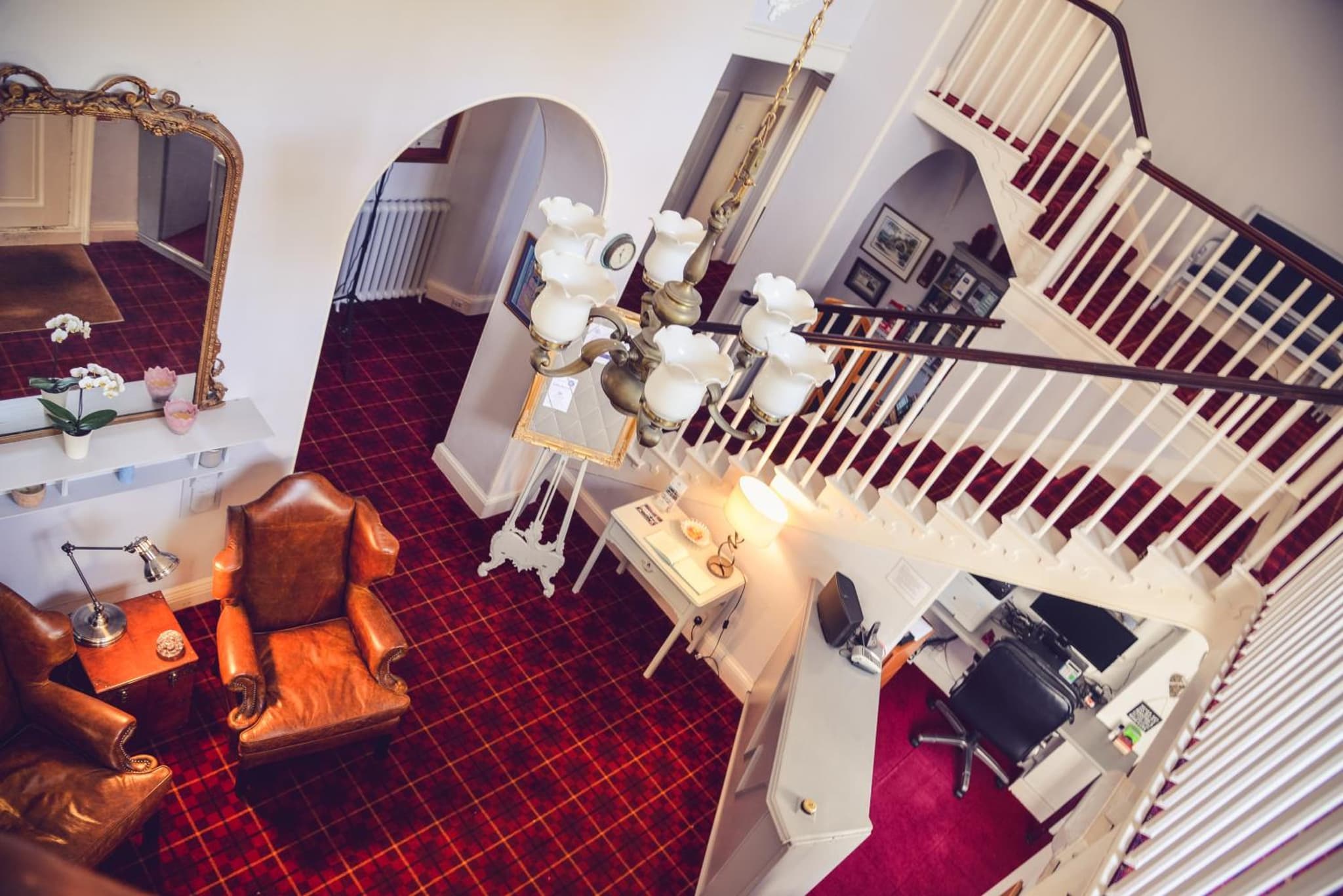 The Woodlands Hotel photo 2