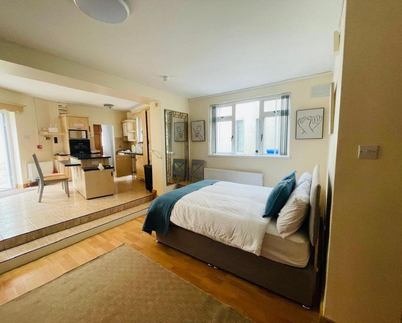 Riverside Studio Apartment photo 5