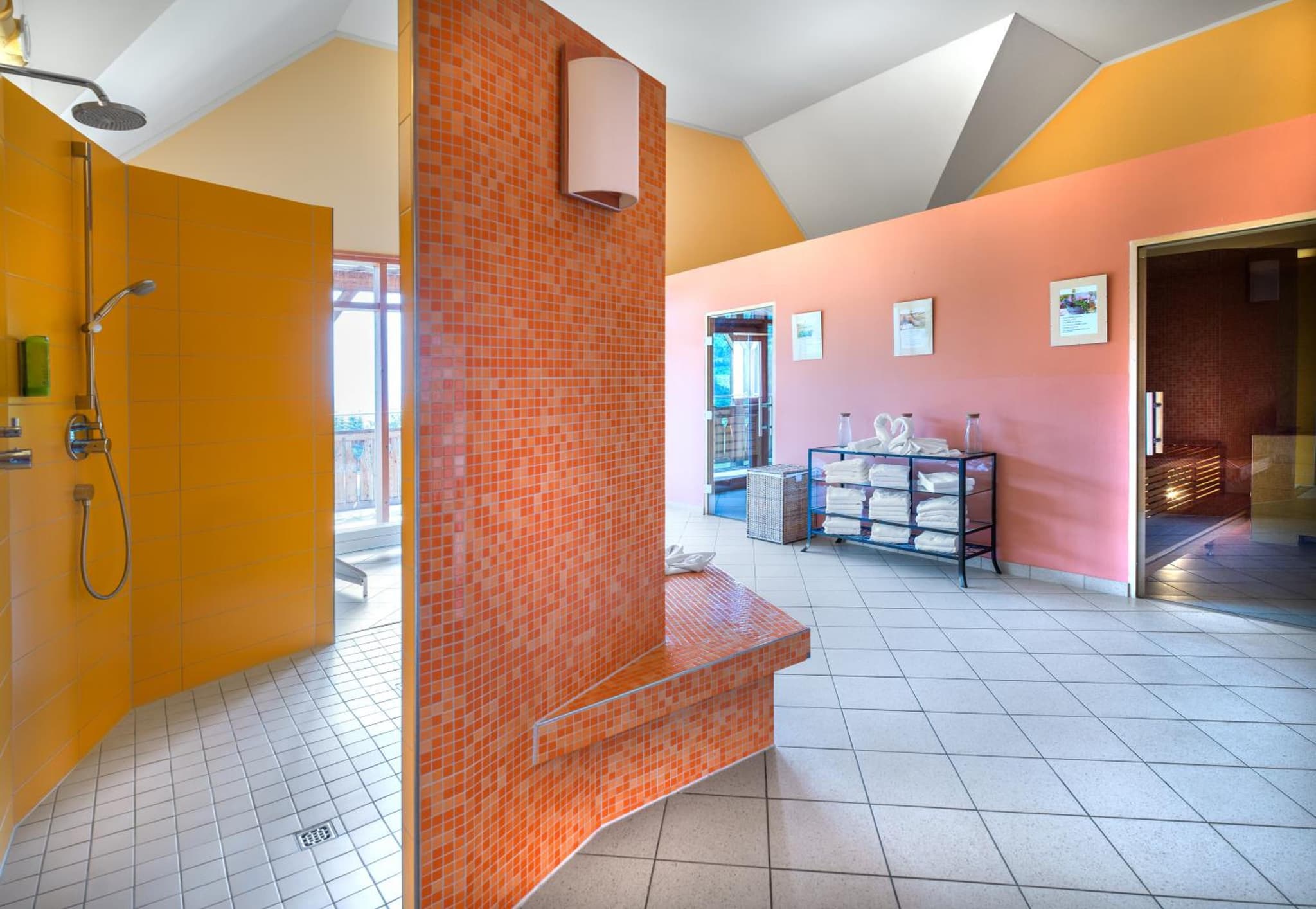 JUFA Hotel Gitschtal photo 9