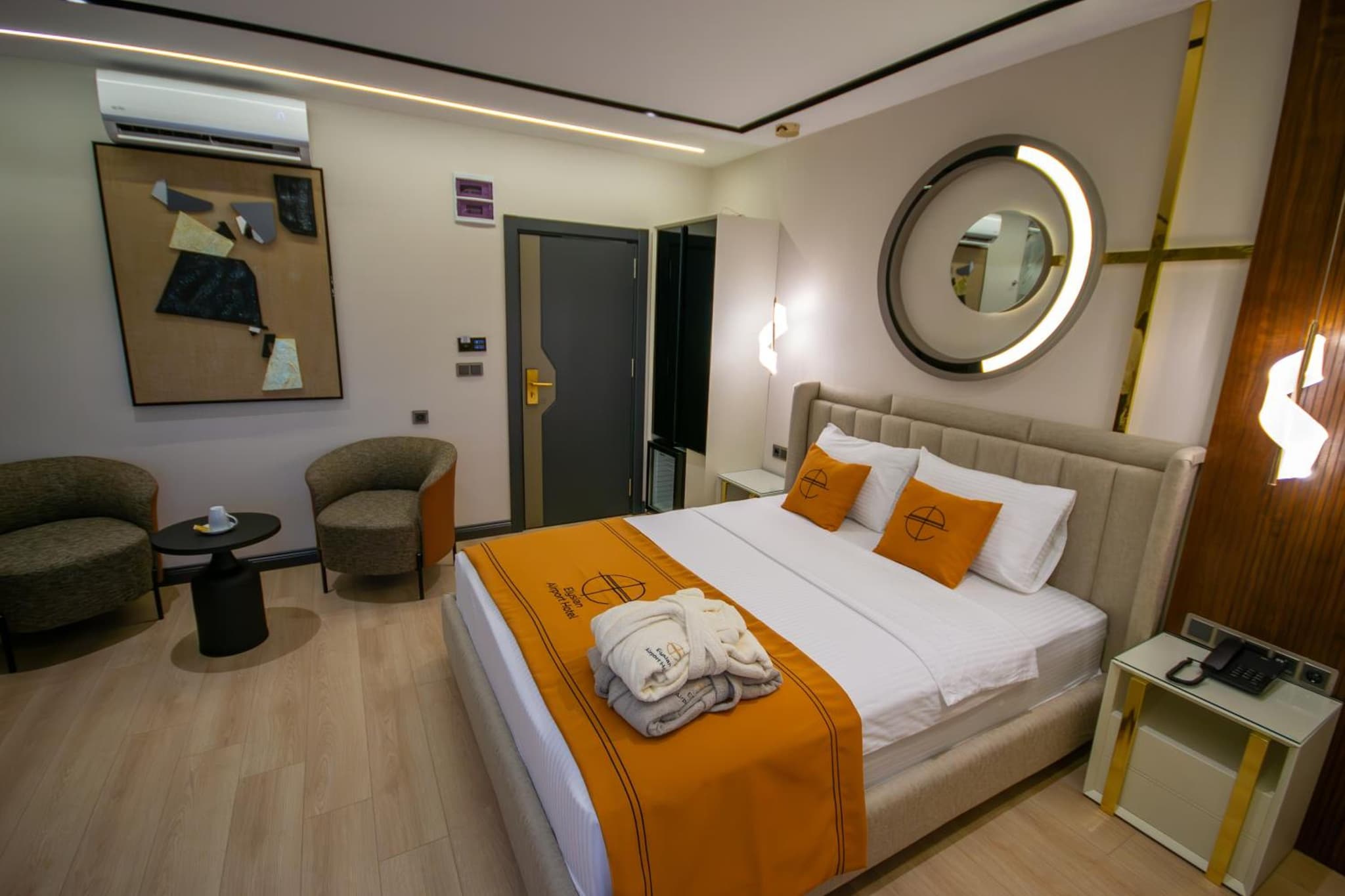Elysian Airport Hotel & Restaurant photo 7