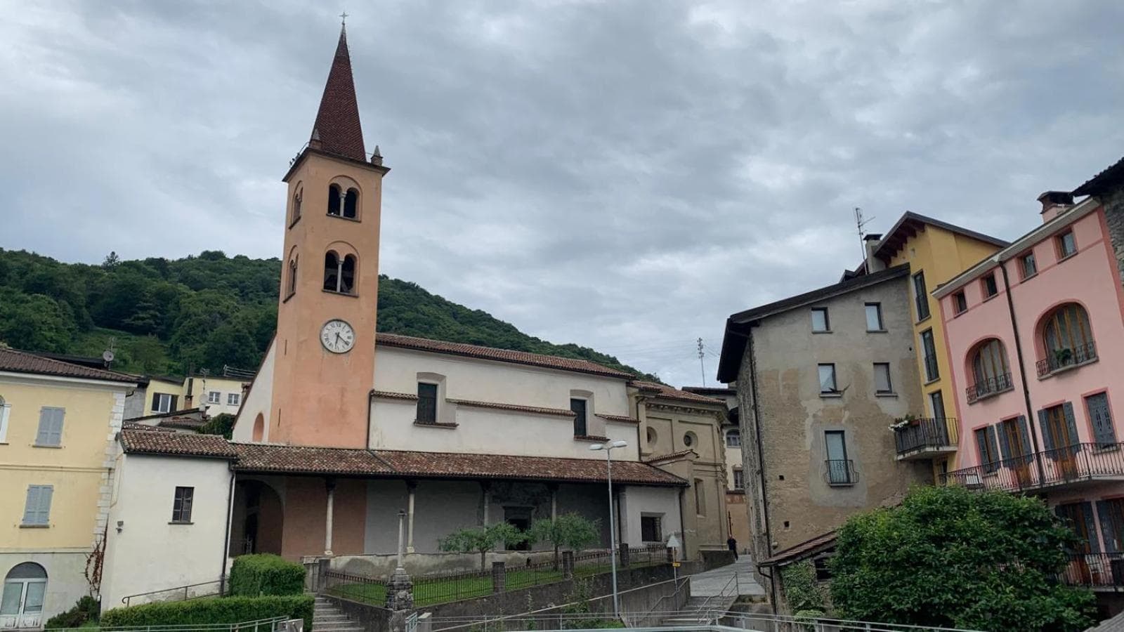 Quiet Flat in Nature in Lugano