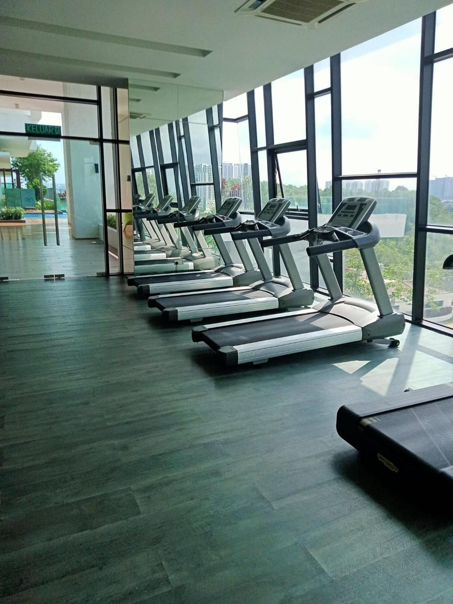 Midvalley Southkey Mosaic 2BR Suite Homestay by Jfive photo 9