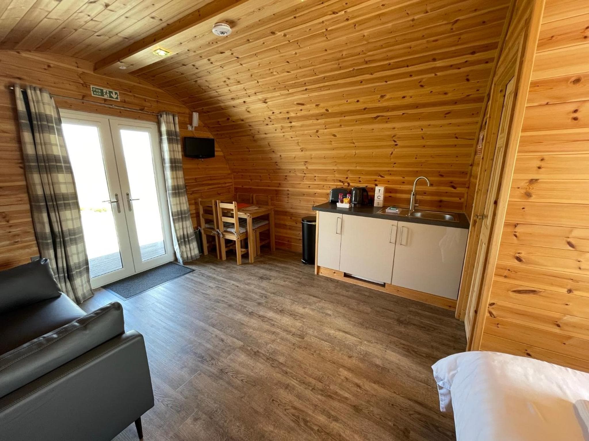 Glenview Lodge photo 6