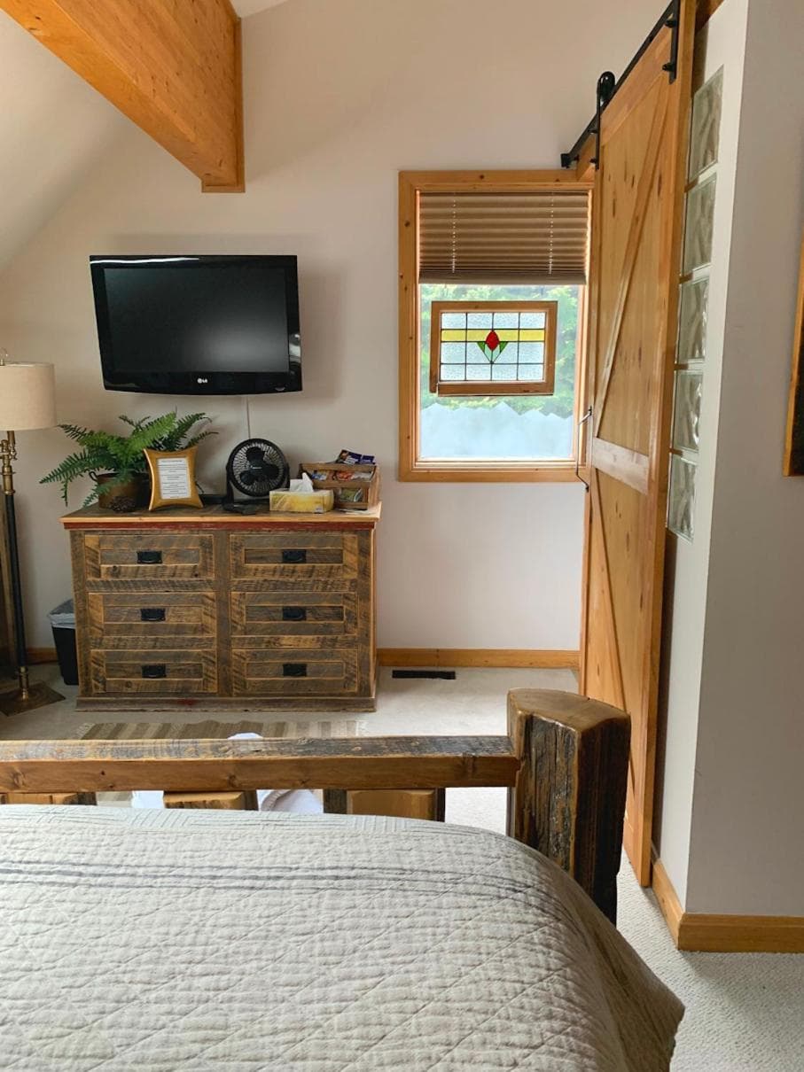 Ambleside Lodge Bed & Breakfast photo 6