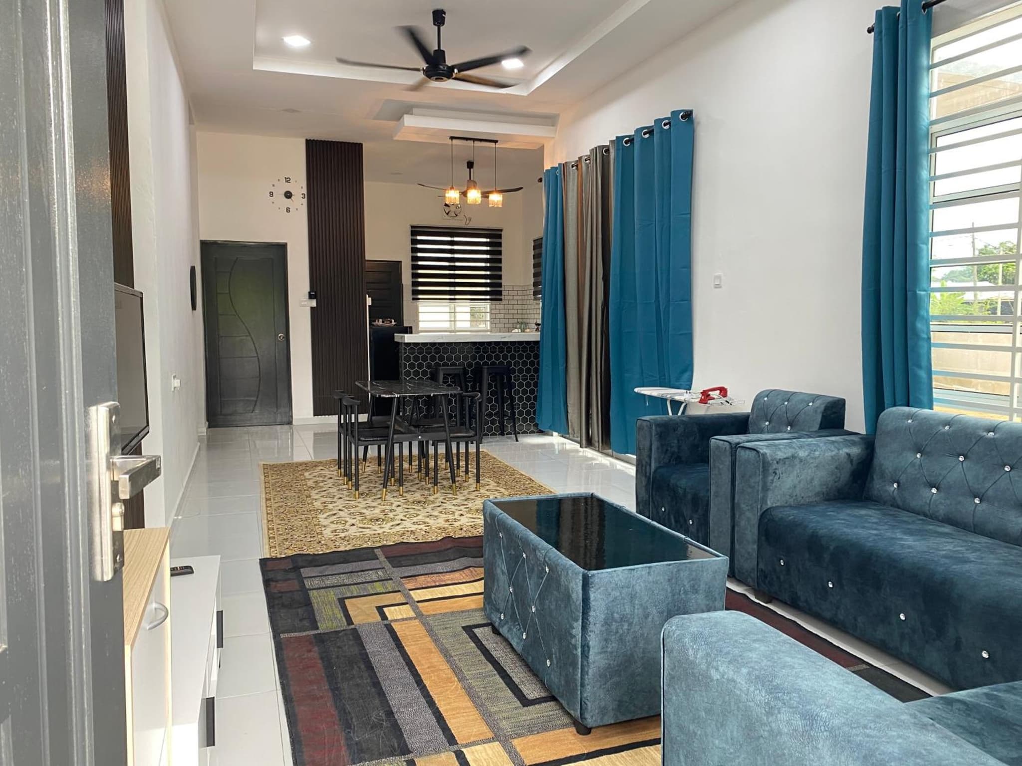 Tulip Homestay Kuala Berang-FREE WIFI