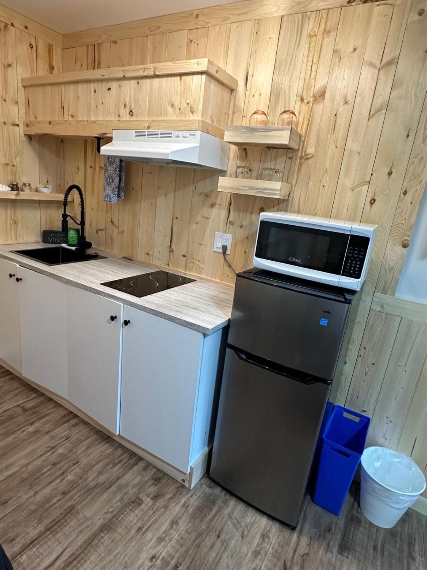 The Valley View Cabins and Event Center photo 4