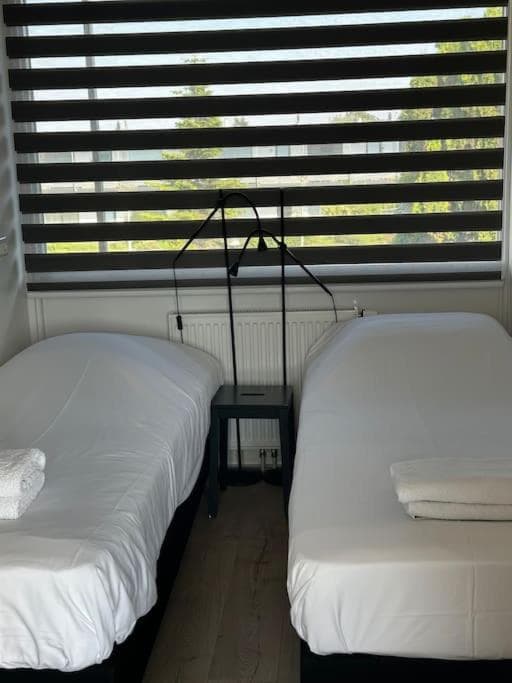 De schelp 71, Free parking photo 3