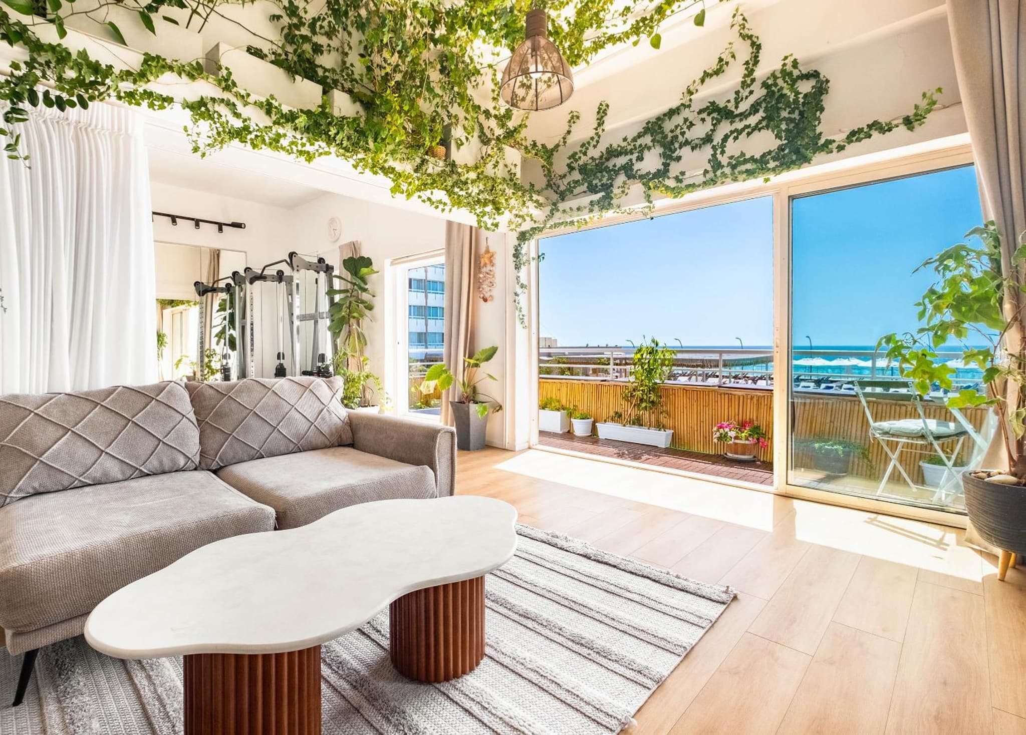 Luxury Apartment - Gordon Beach View 124 photo 5