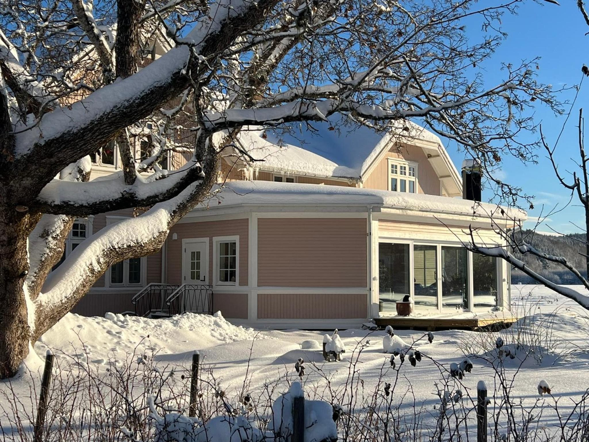 Rosa Huset Osebol photo 8
