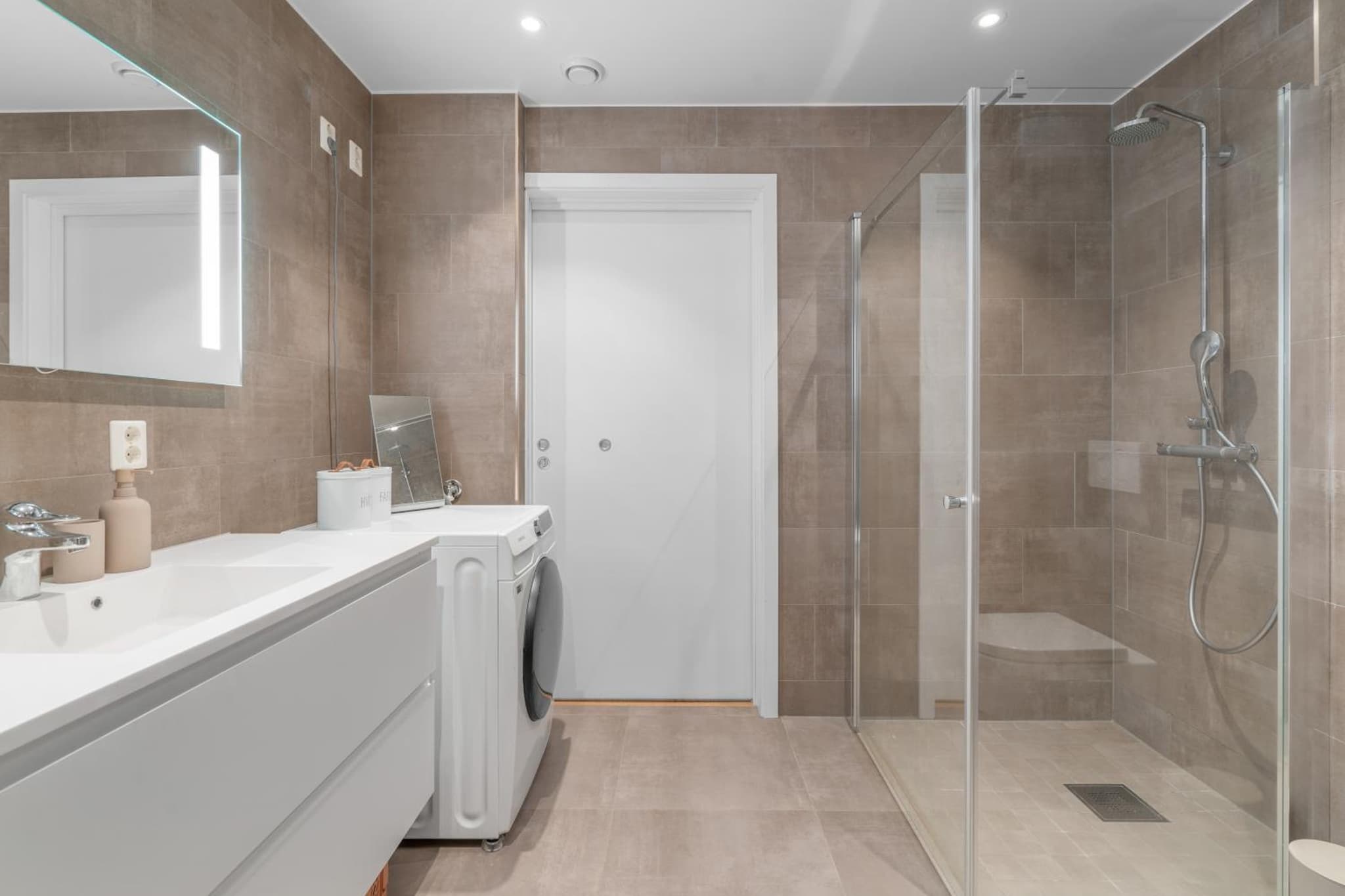 Central 2BD Apartment Kings Park Walk Everywhere photo 5