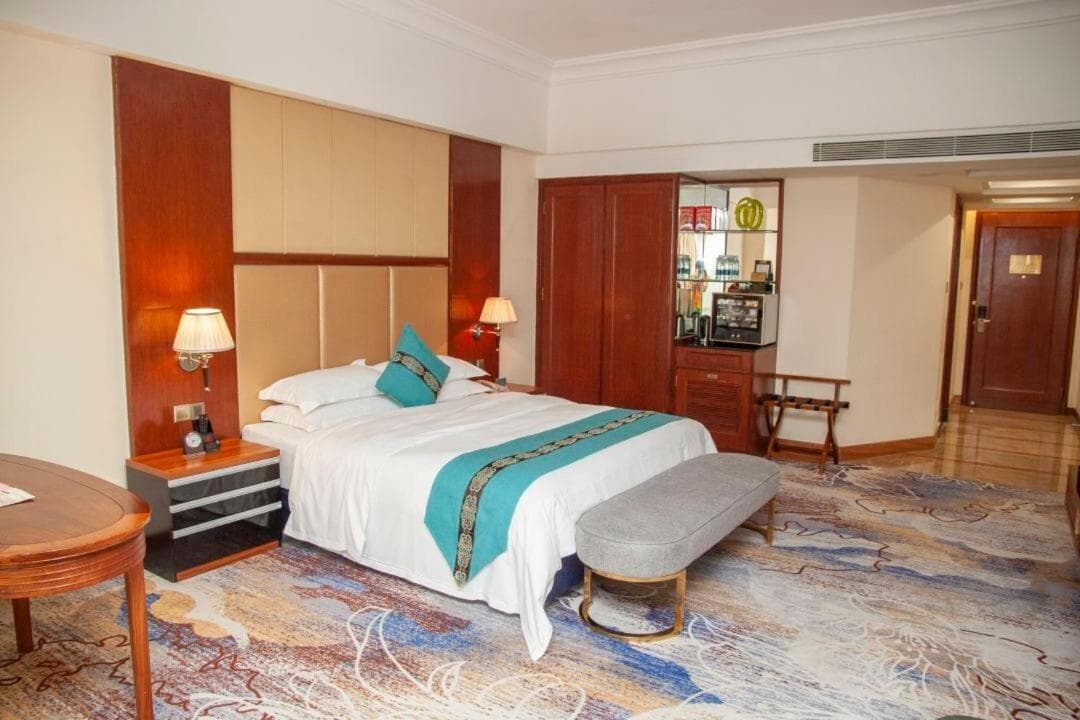 Gladden Hotel Jiangmen photo 2