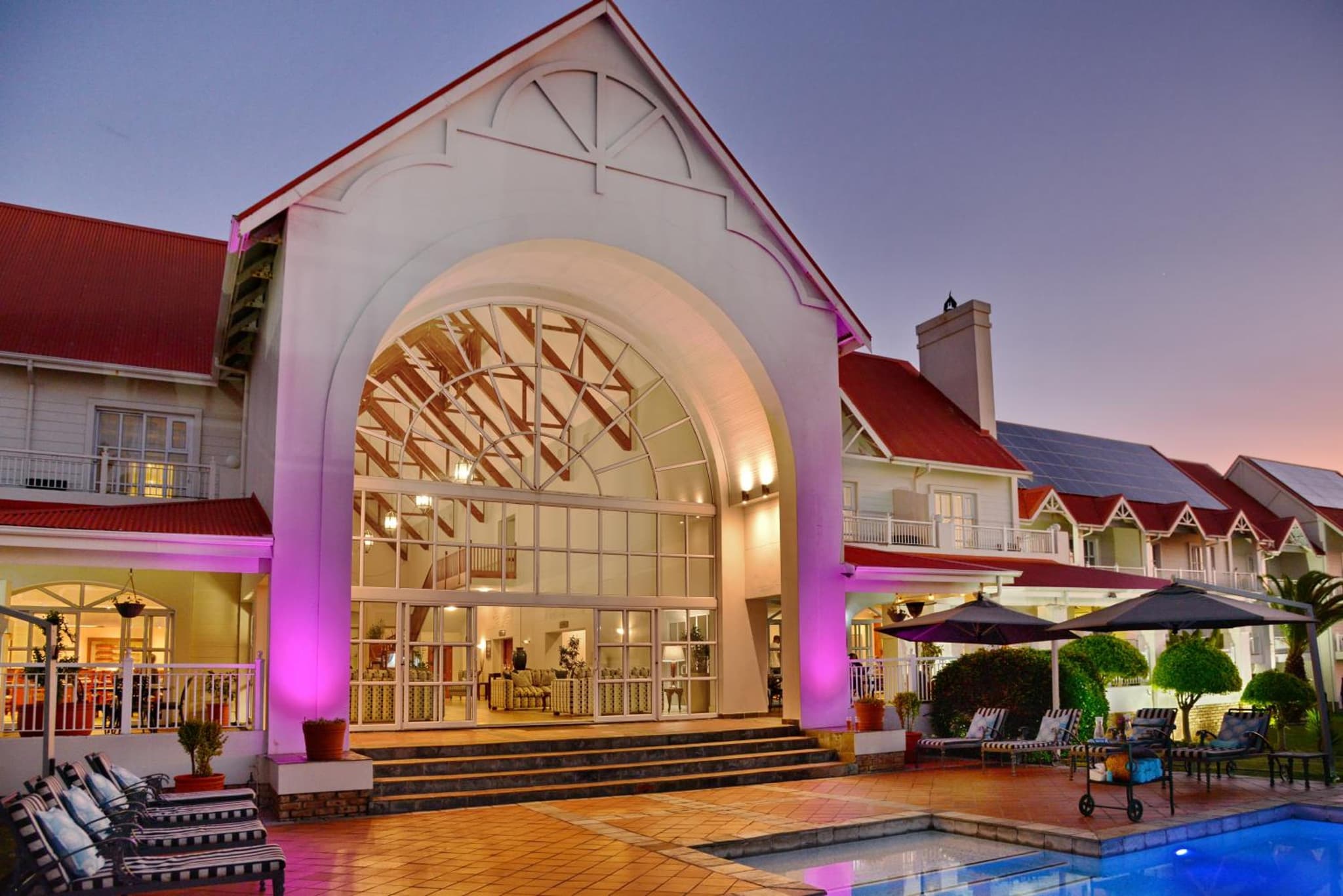 Courtyard Hotel Gqeberha photo 2