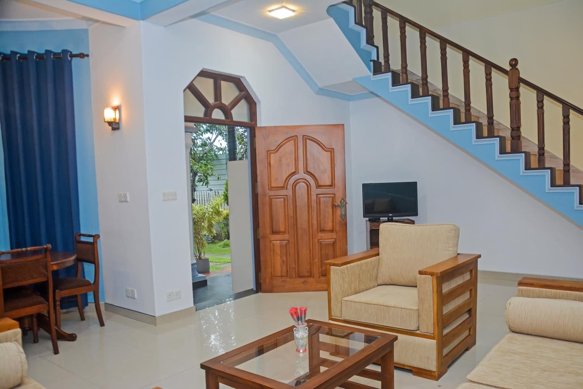 Elisach Serenity House - 4 BHK Villa in Sri Lanka - near to Airport photo 5