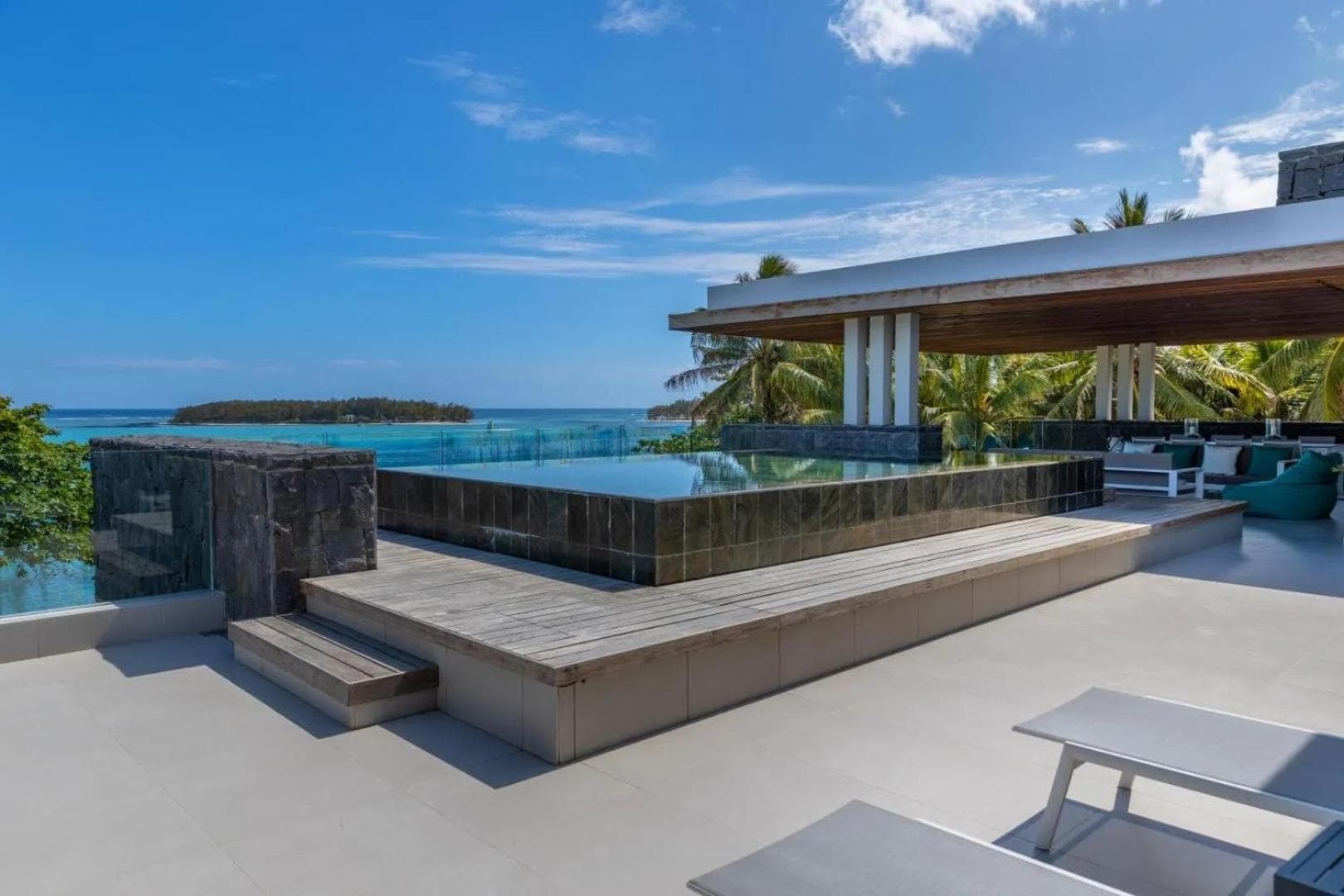 Blue Nest Luxury Penthouse