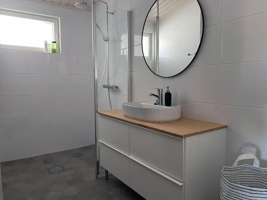 Modern villa in good location photo 6