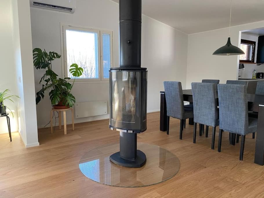 Modern villa in good location photo 4