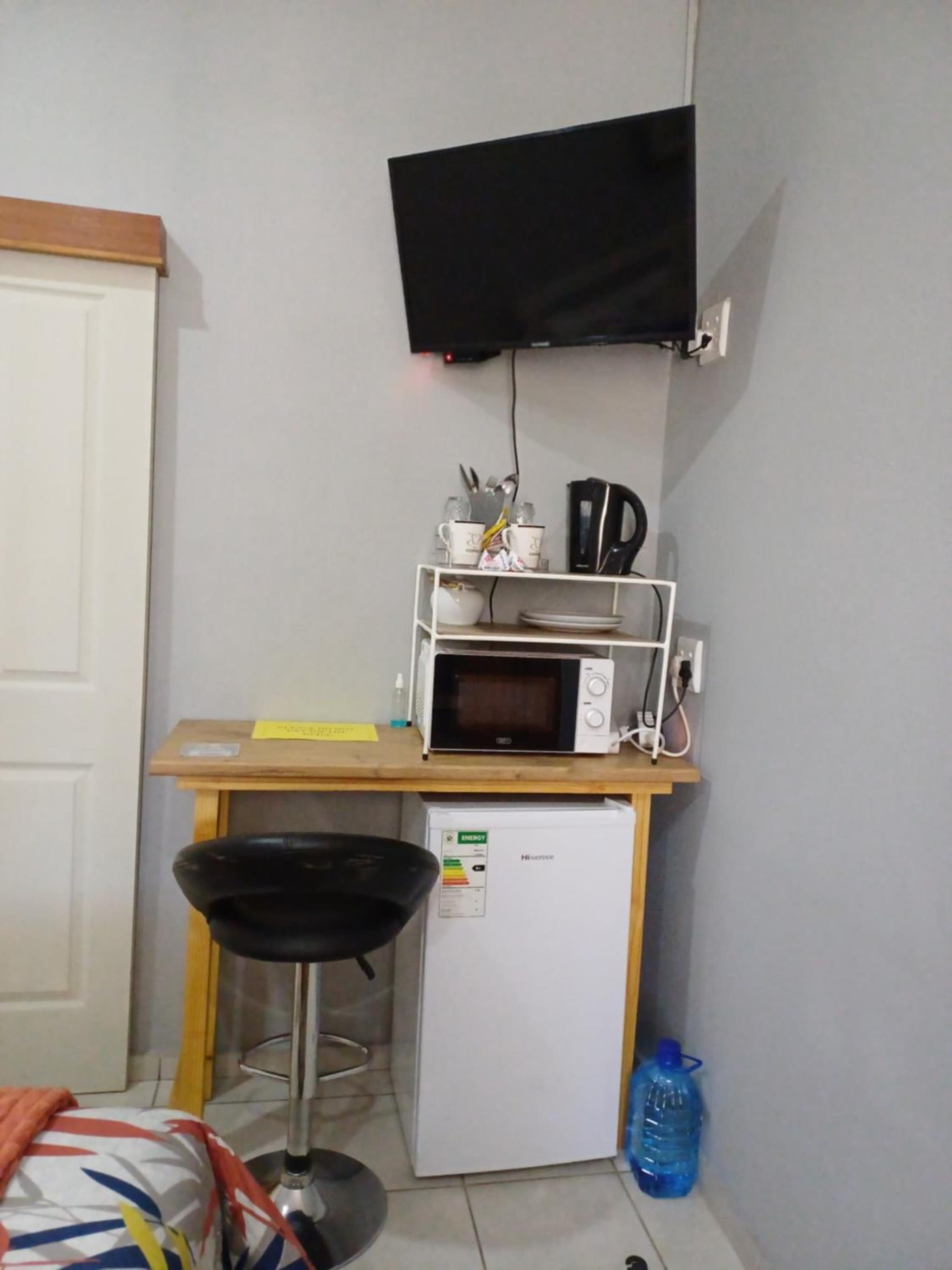 WHY NOT GUESTHOUSE photo 2