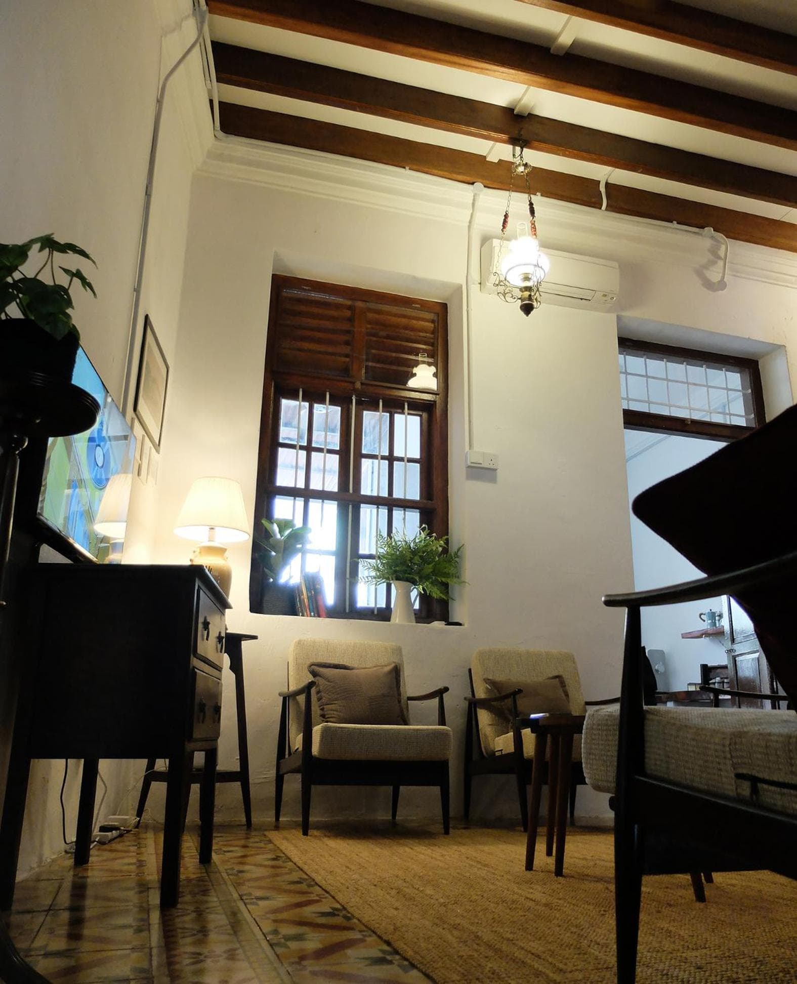 The Gaslight Heritage Residence - NEW photo 6