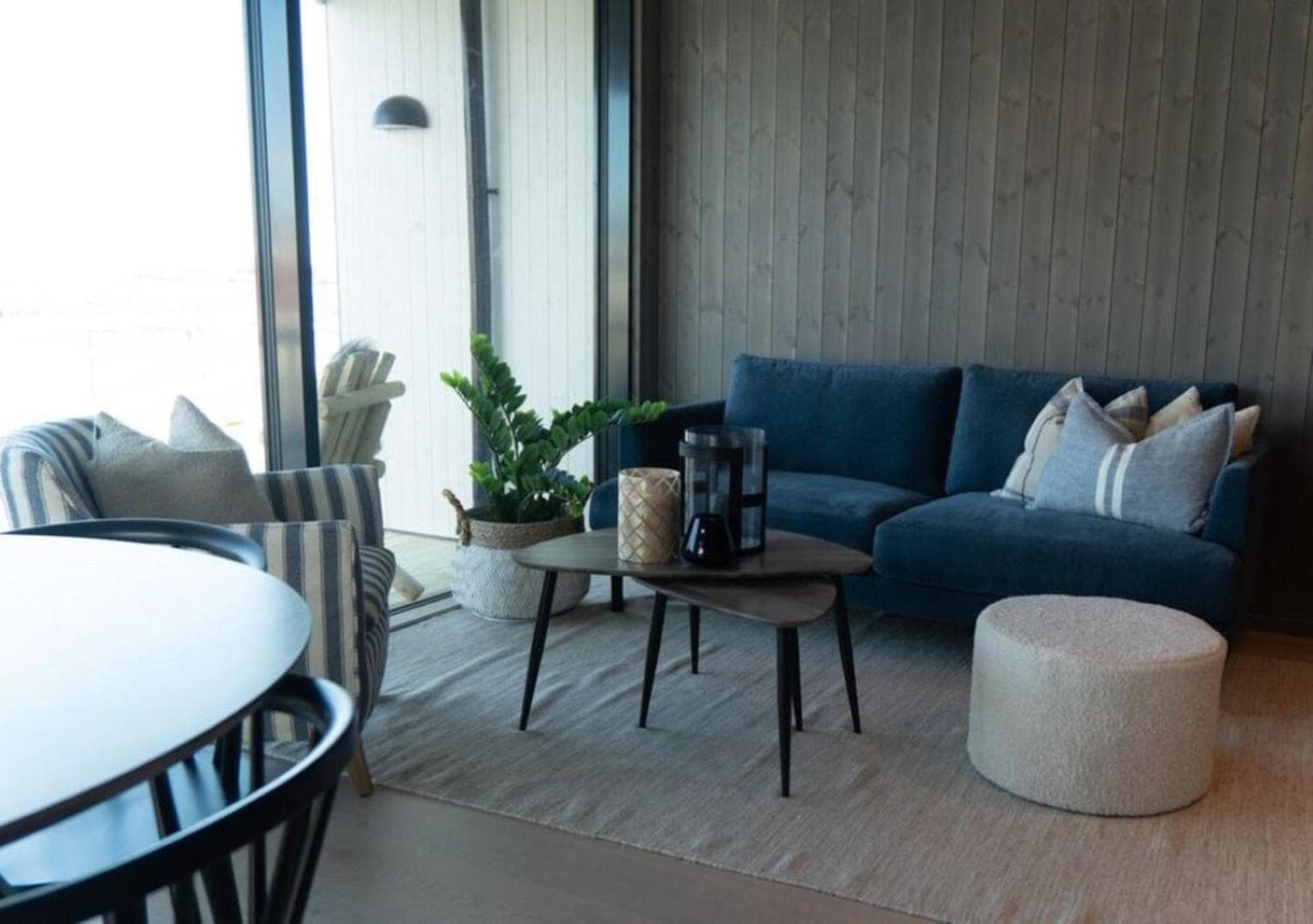 Seafront apartment Henningsvær photo 7